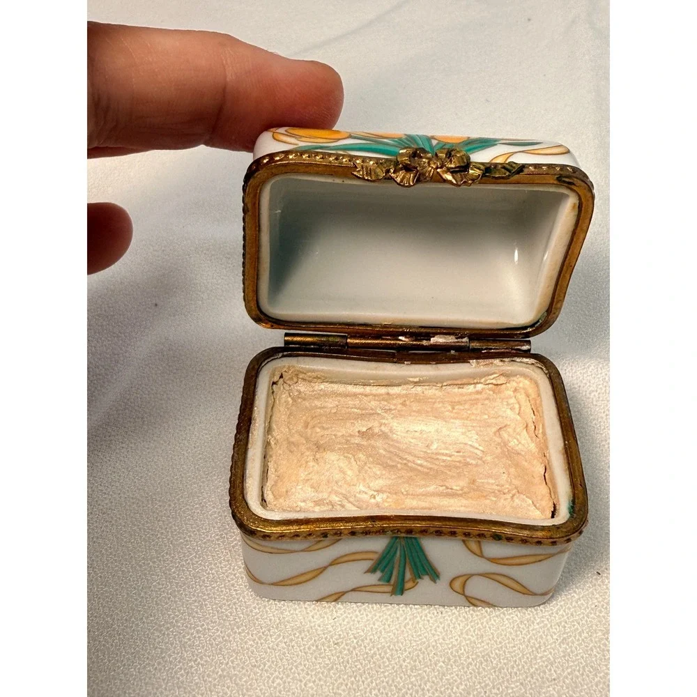 RARE, Limoges Trinket Box Special Edition for Giorgio Beverly Hills #888 /1,050